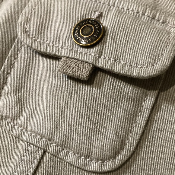 Aeropostale khaki low-rise flare pants with front cargo pockets - Picture 12 of 15